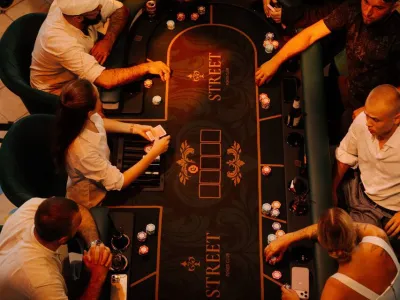 Street 72 Club