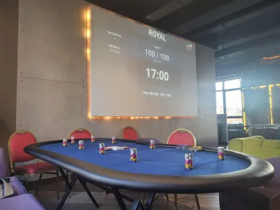 ROYAL | Покер в Химках