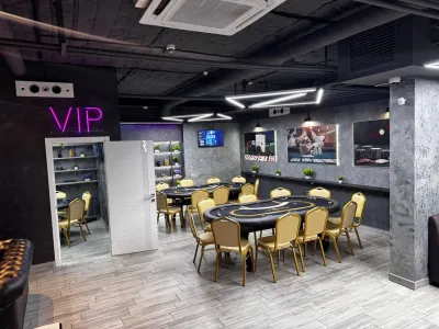 Клуб спортивного покера RIVER