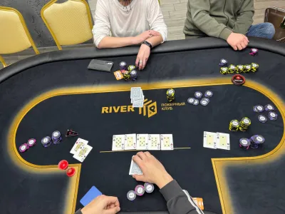 Клуб спортивного покера RIVER