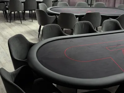 Покерное место